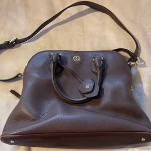 Tori Burch Pebble Leather handbag
